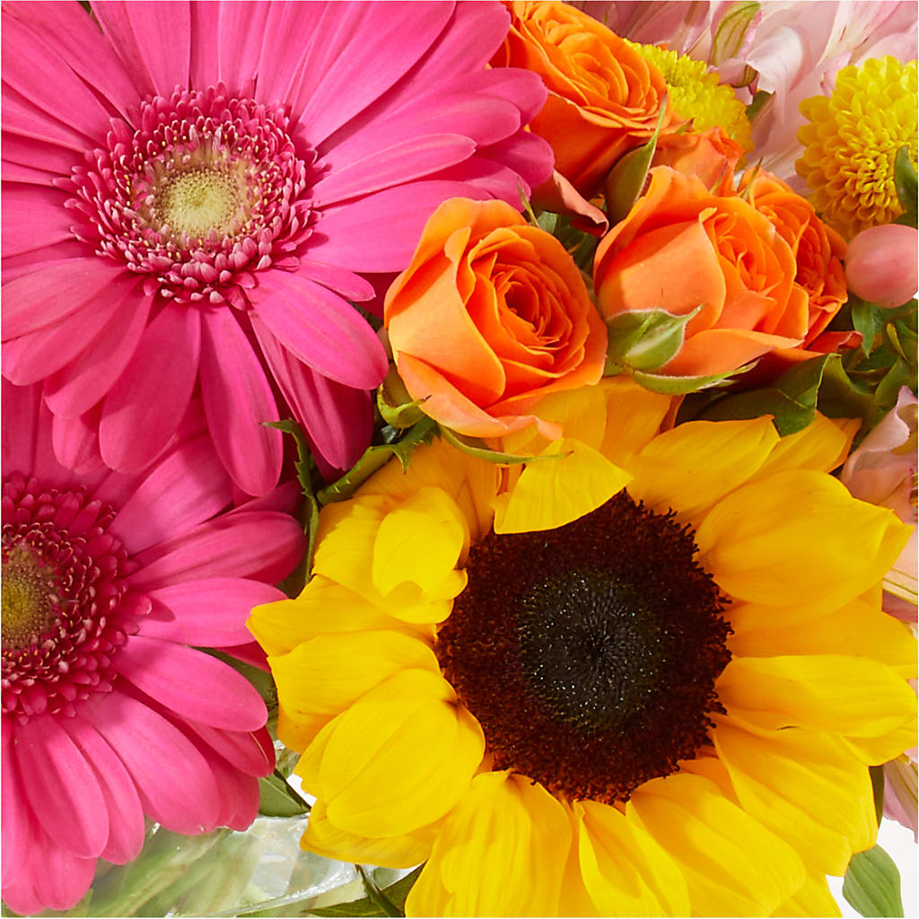 Florist Original Mixed Bouquet – Harpers House Of Flowers, Goldsboro NC