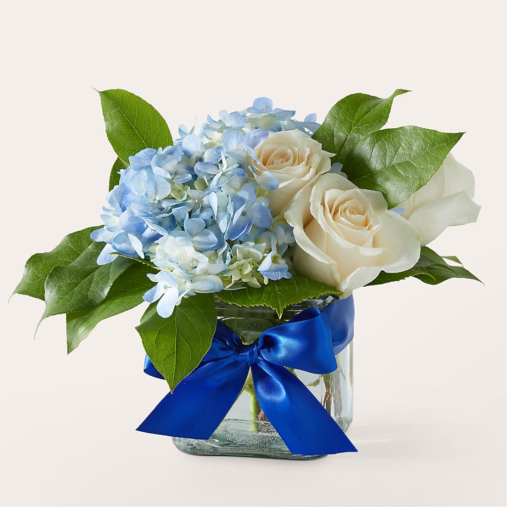 Sky Blue Delight Bouquet – Harpers House Of Flowers, Goldsboro NC