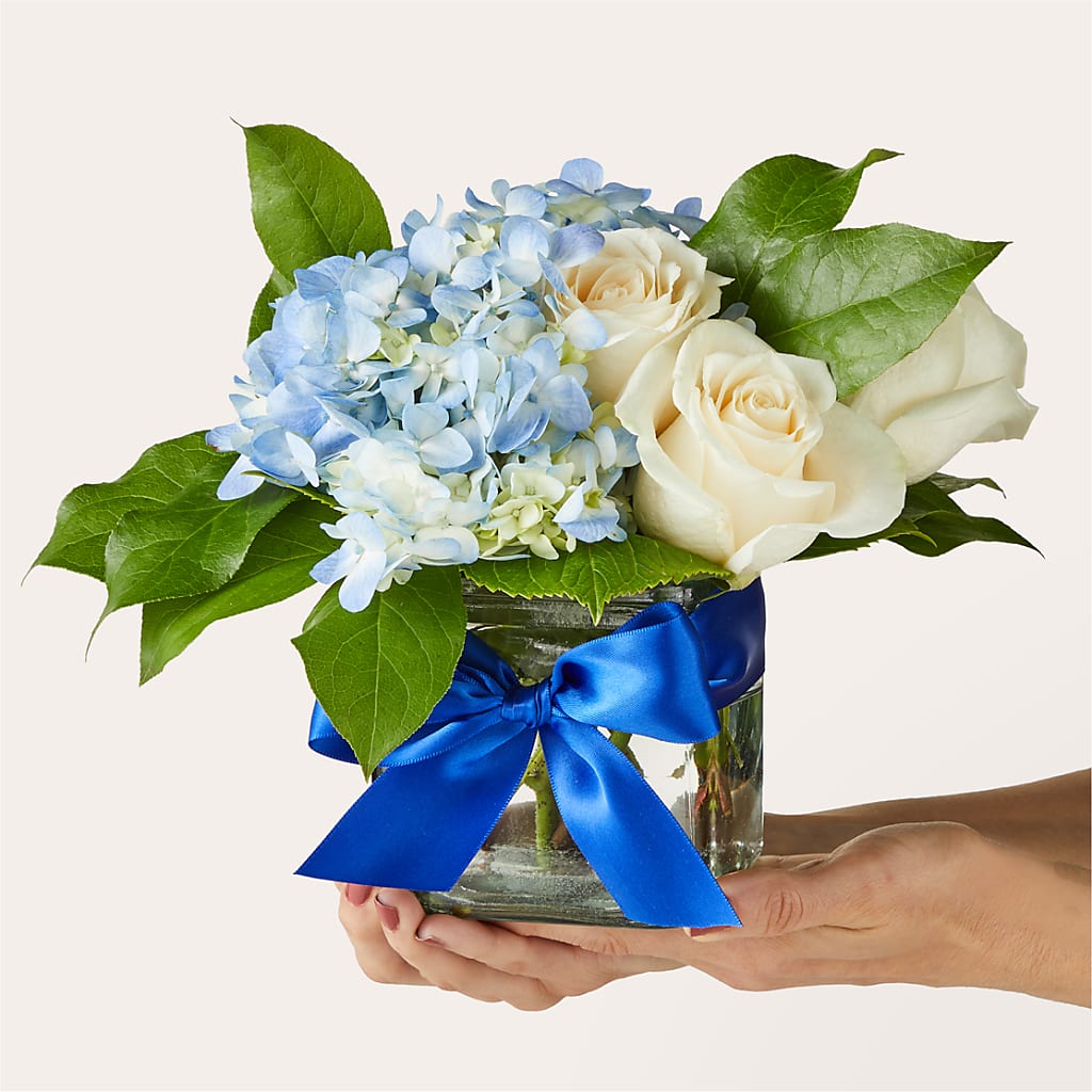 Sky Blue Delight Bouquet – Harpers House Of Flowers, Goldsboro NC