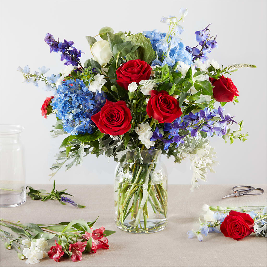 Star Spangled - A Florist Original – Harpers House Of Flowers, Goldsboro NC