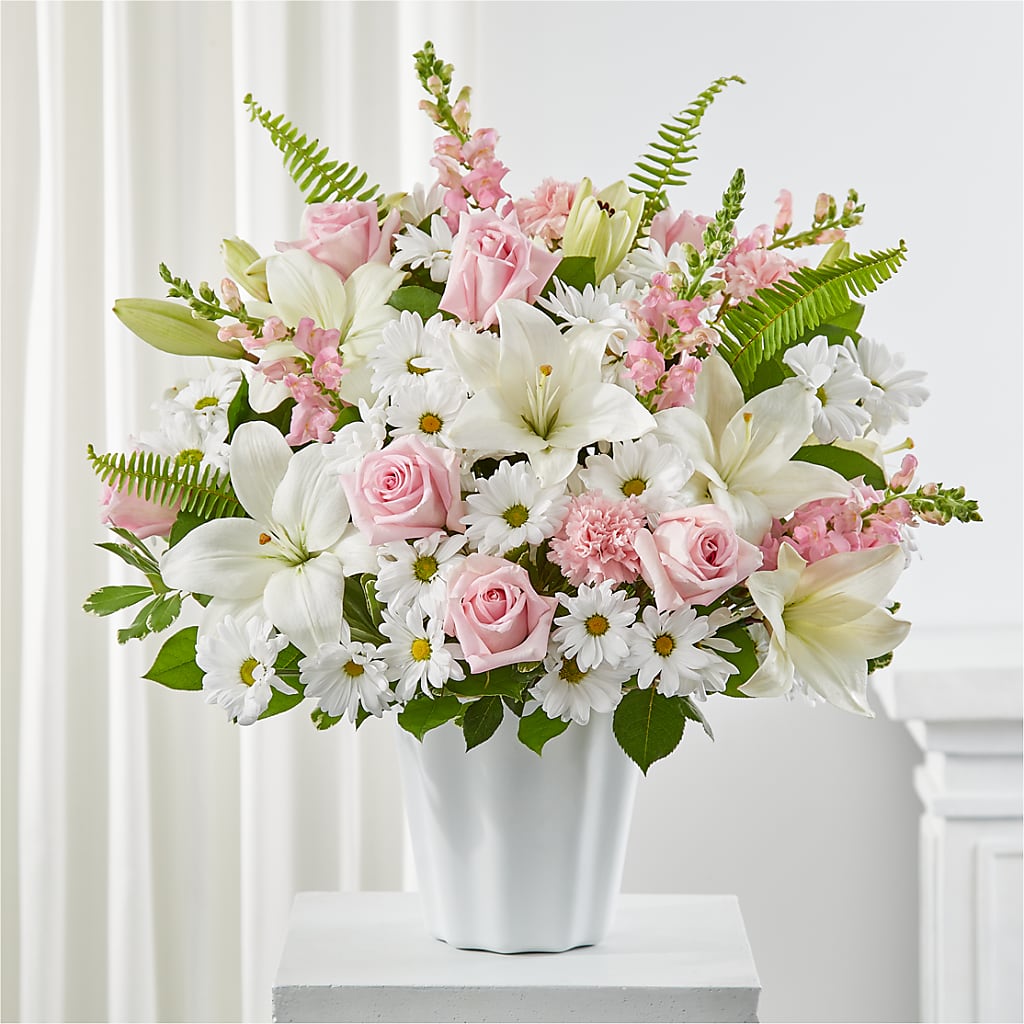 Soft Touch Tabletop Basket – Harpers House Of Flowers, Goldsboro NC