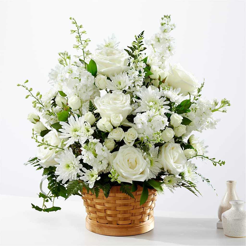 Heartfelt Condolences Arrangement – Harpers House Of Flowers, Goldsboro NC