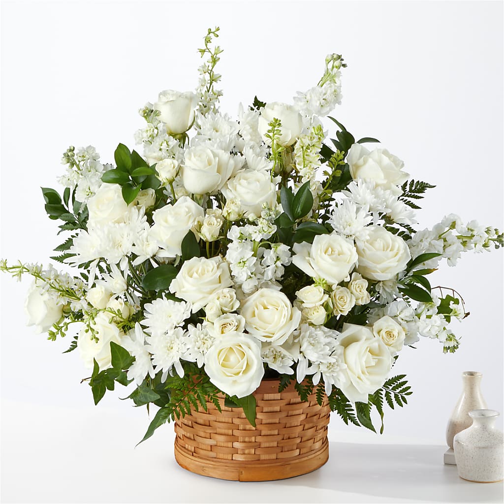 Heartfelt Condolences Arrangement – Harpers House Of Flowers, Goldsboro NC