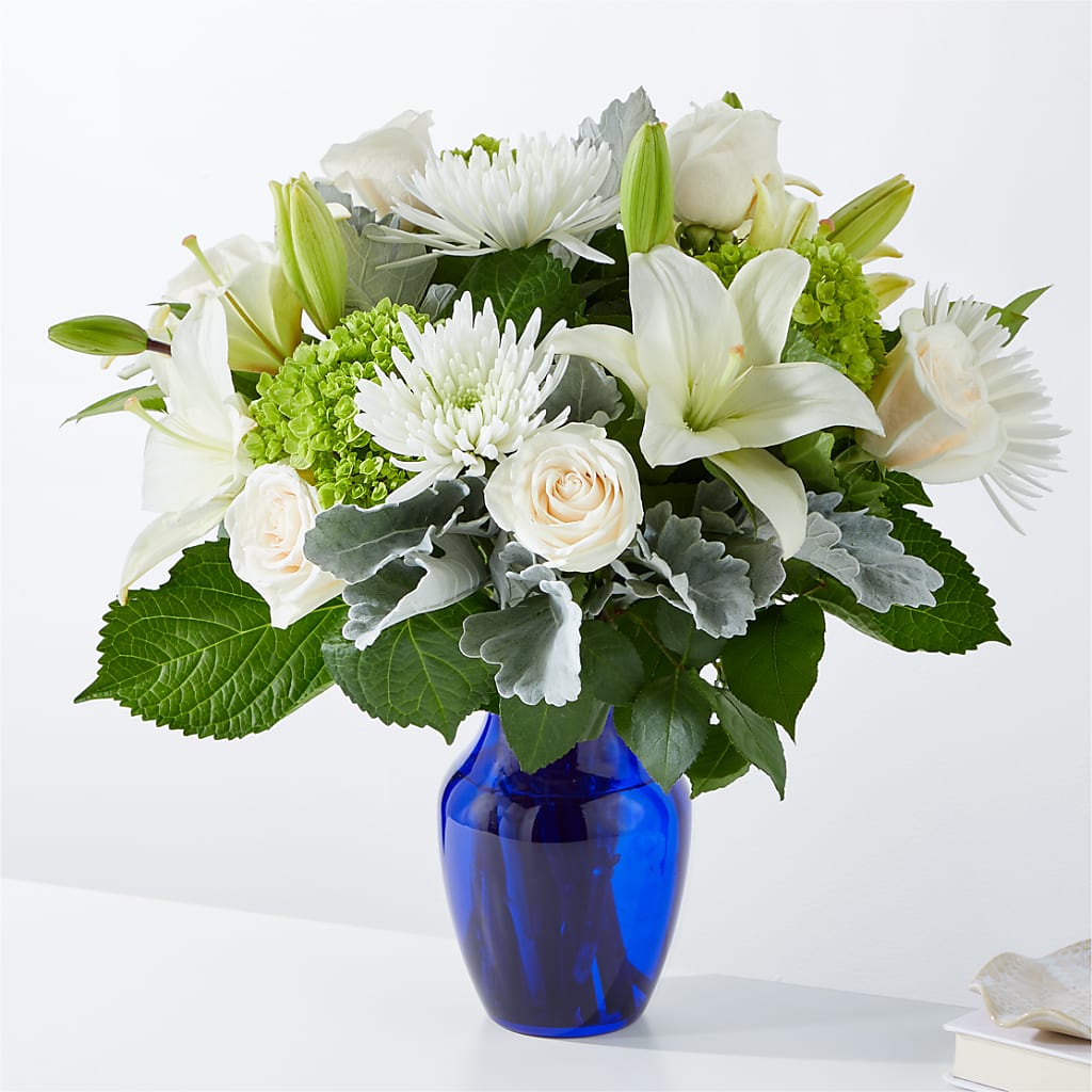 Snowy Dreams Bouquet – Harpers House Of Flowers, Goldsboro NC
