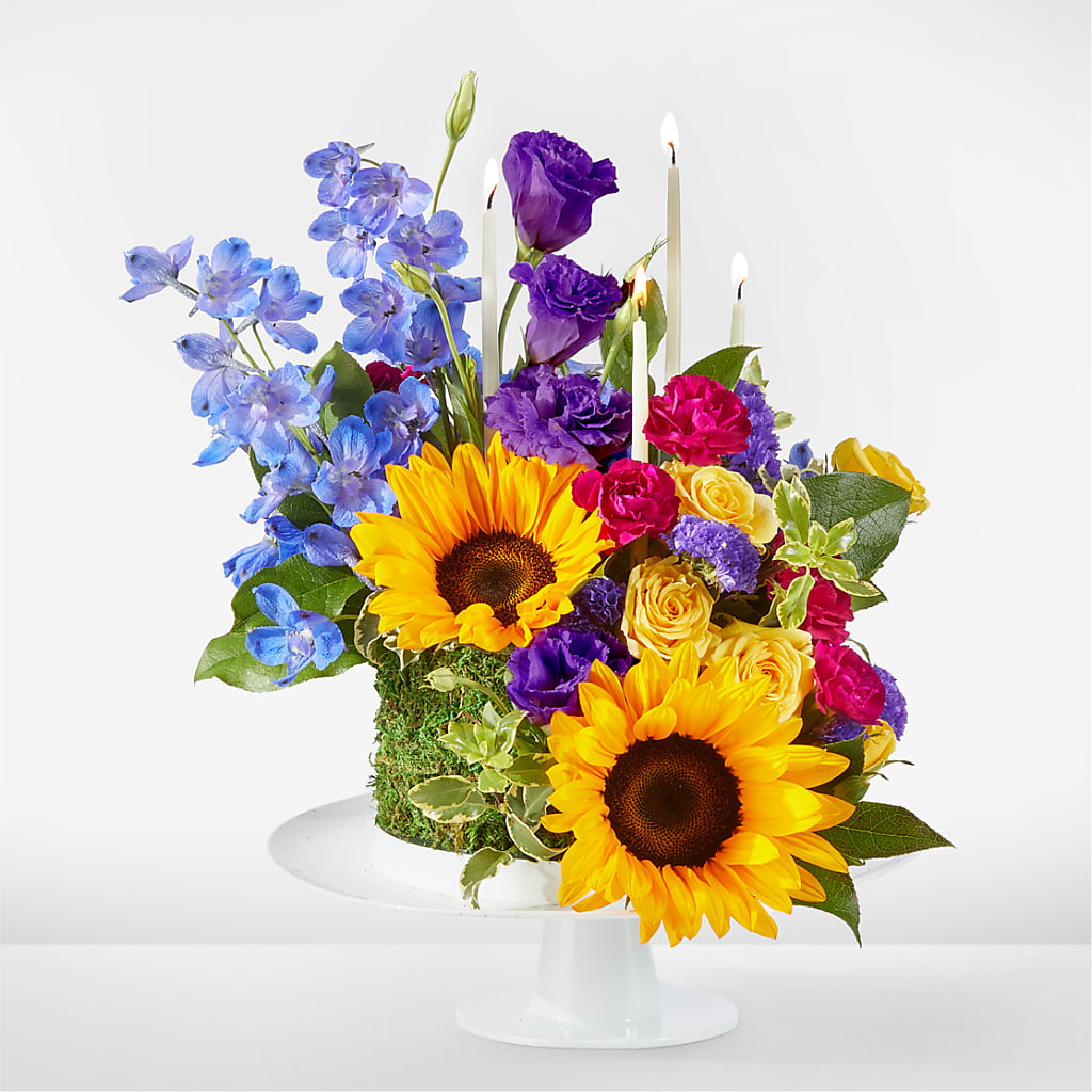 Star of the Day Floral Cake – Harpers House Of Flowers, Goldsboro NC