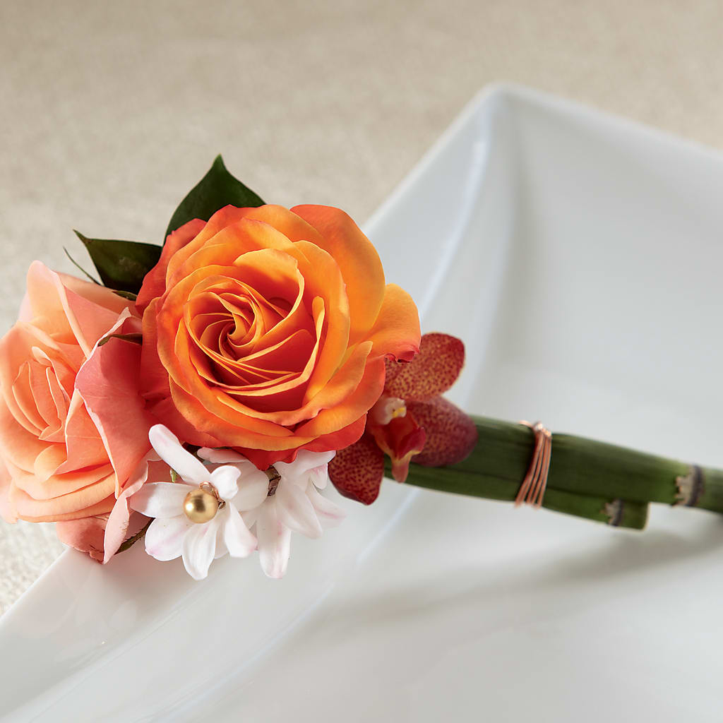 Sunset Dream Boutonniere – Harpers House Of Flowers, Goldsboro NC
