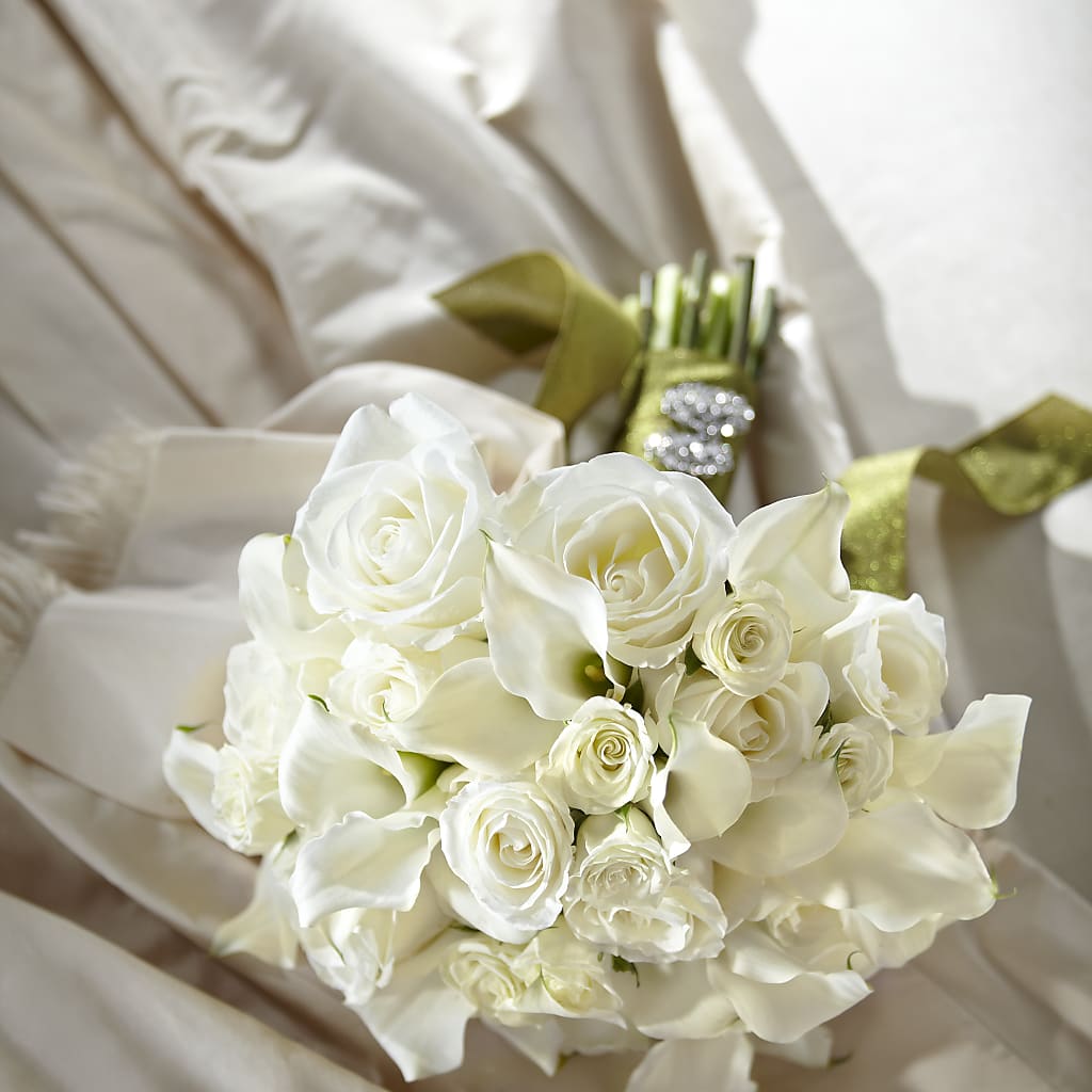 Serene Highness Bouquet – Harpers House Of Flowers, Goldsboro NC