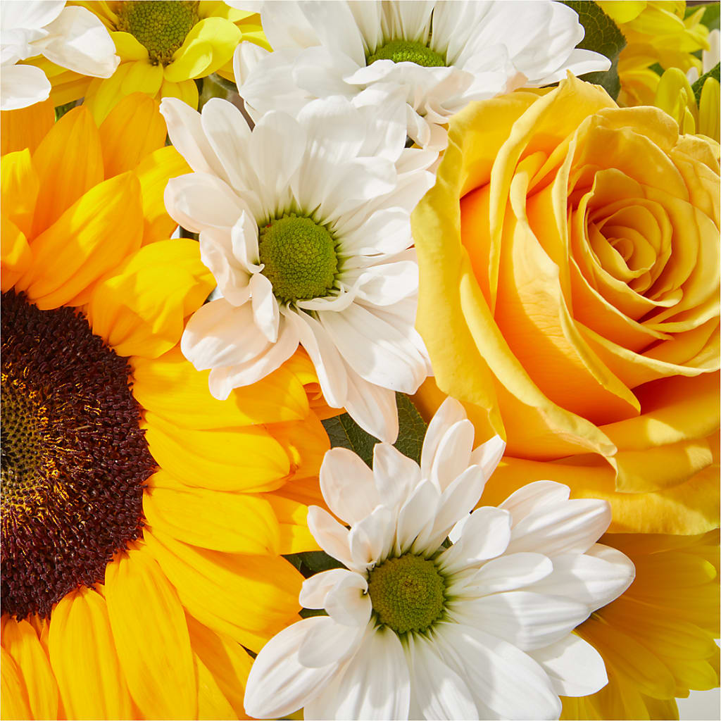 Be Happy Bouquet –  Harpers House Of Flowers, Goldsboro NC