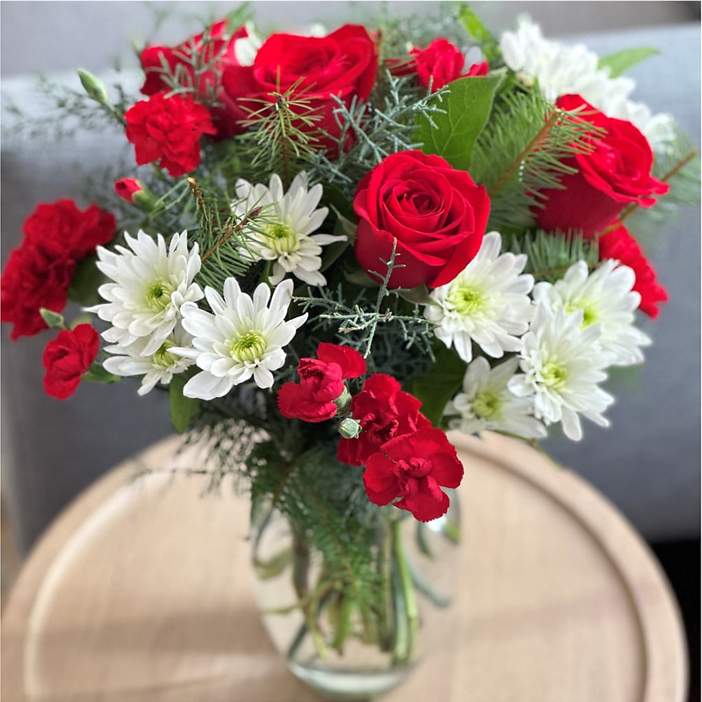 Seasonal Magic Bouquet –  Harpers House Of Flowers, Goldsboro NC