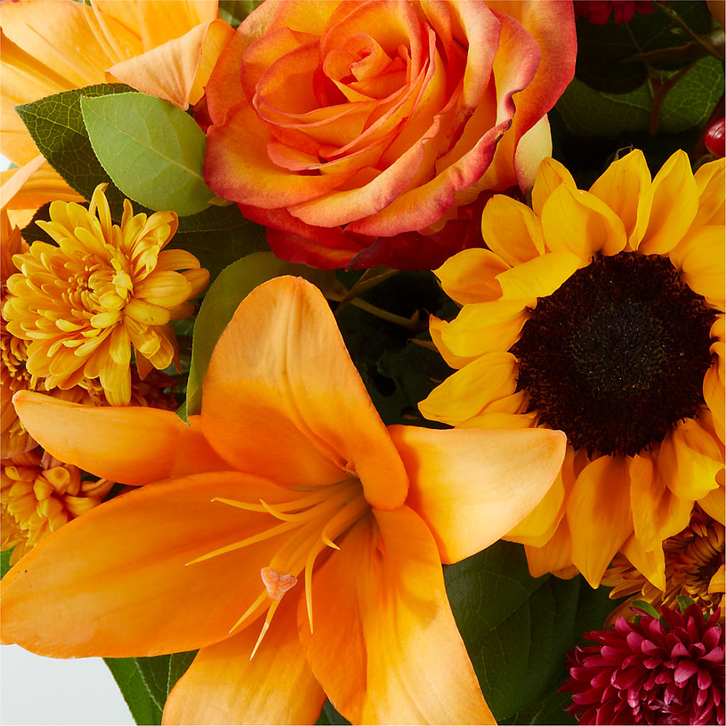 Grateful Centerpiece –  Harpers House Of Flowers, Goldsboro NC