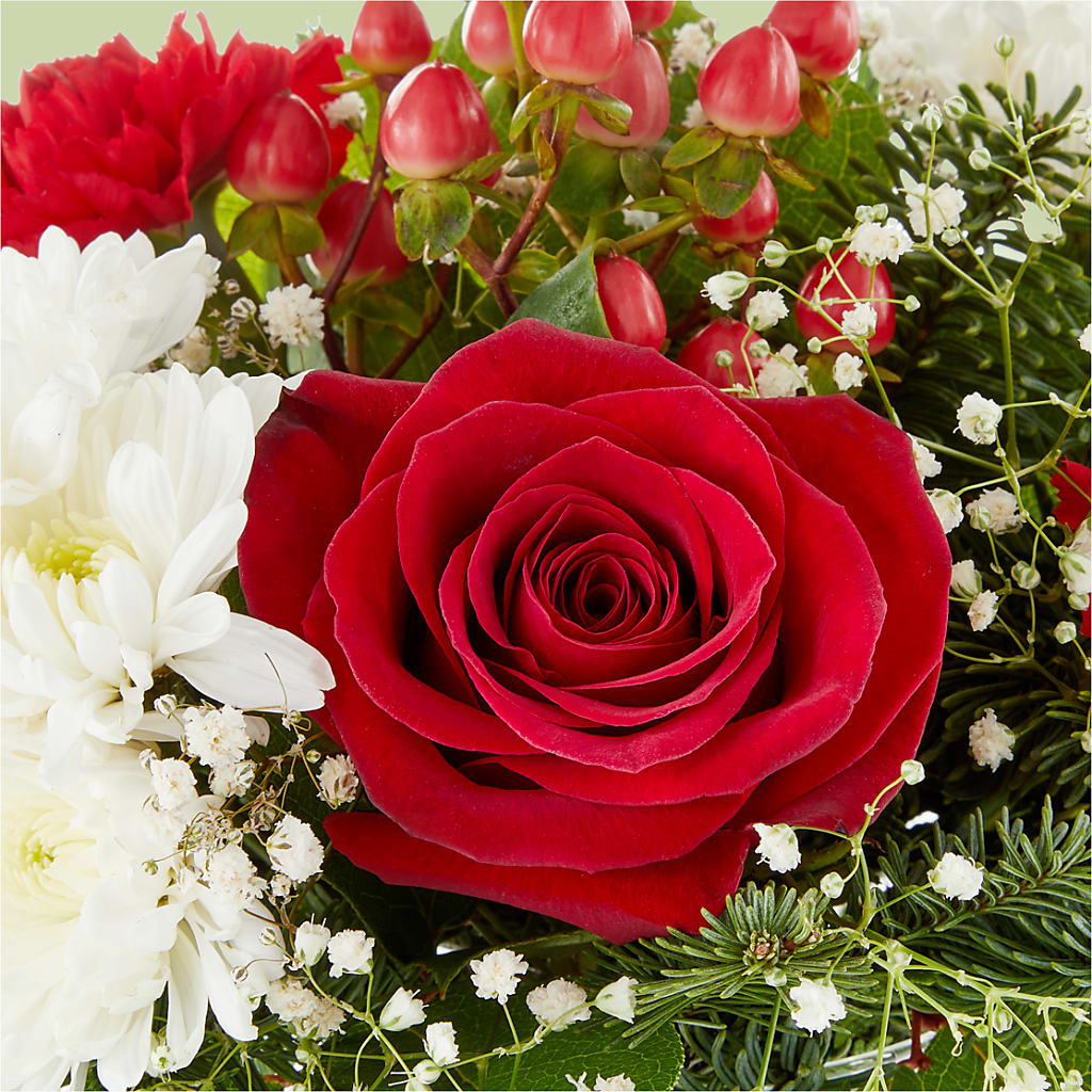 Chance of Flurries Bouquet –  Harpers House Of Flowers, Goldsboro NC
