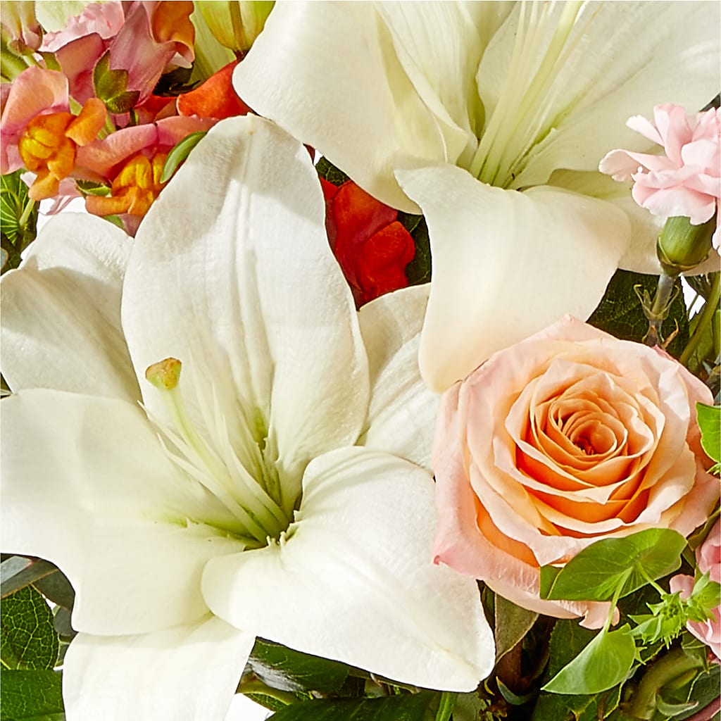 Grapefruit Splash Bouquet –  Harpers House Of Flowers, Goldsboro NC