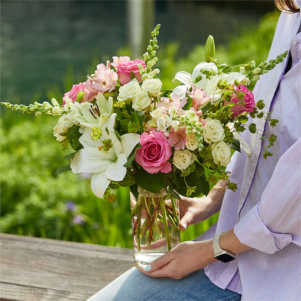 Fondly Bouquet –  Harpers House Of Flowers, Goldsboro NC