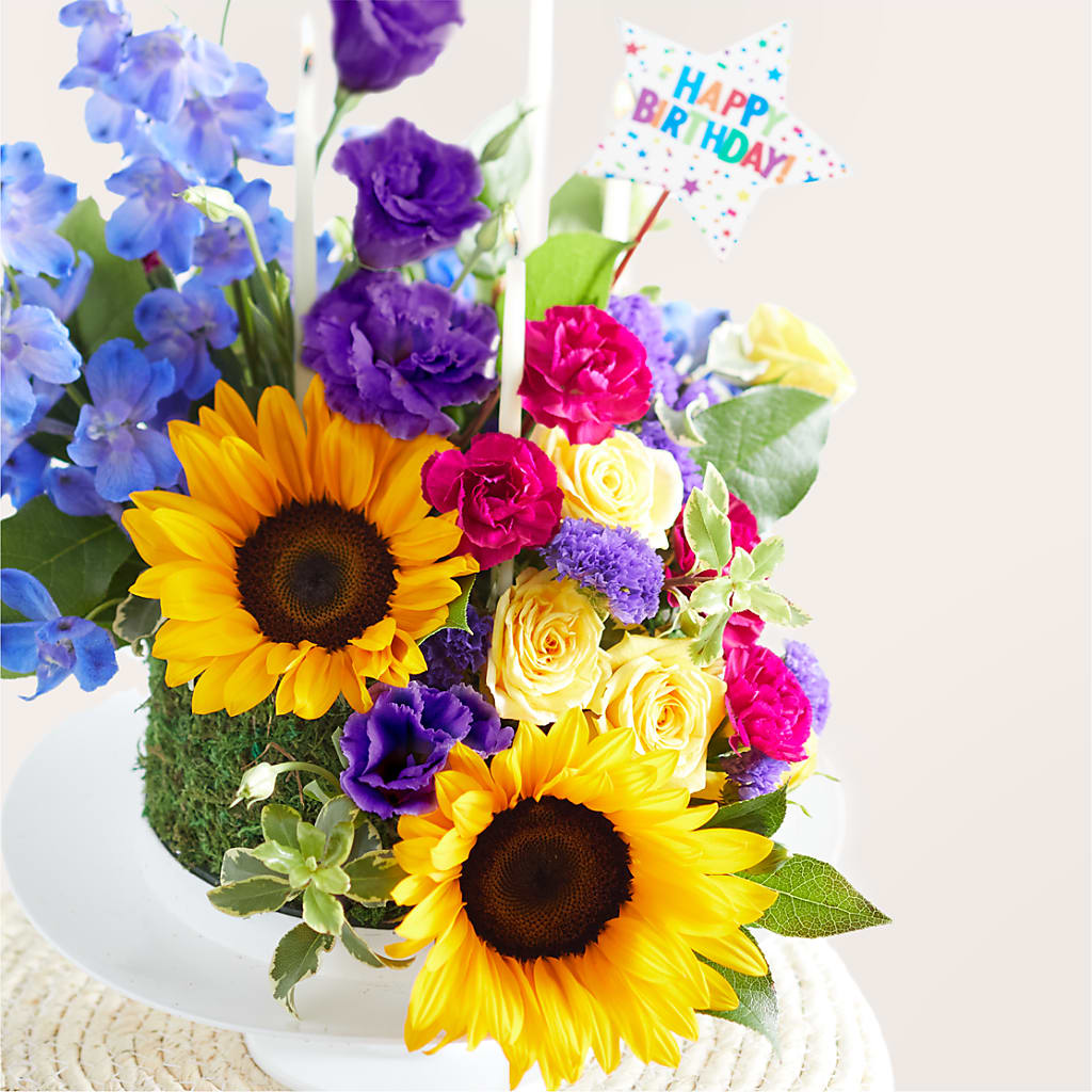Star of the Day Floral Cake –  Harpers House Of Flowers, Goldsboro NC